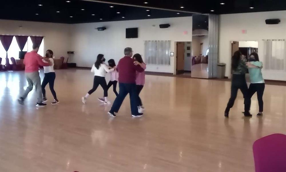 "Anyone Can Social Dance Ballroom" dance class Houston. Learn Waltz, Foxtrot and Tango