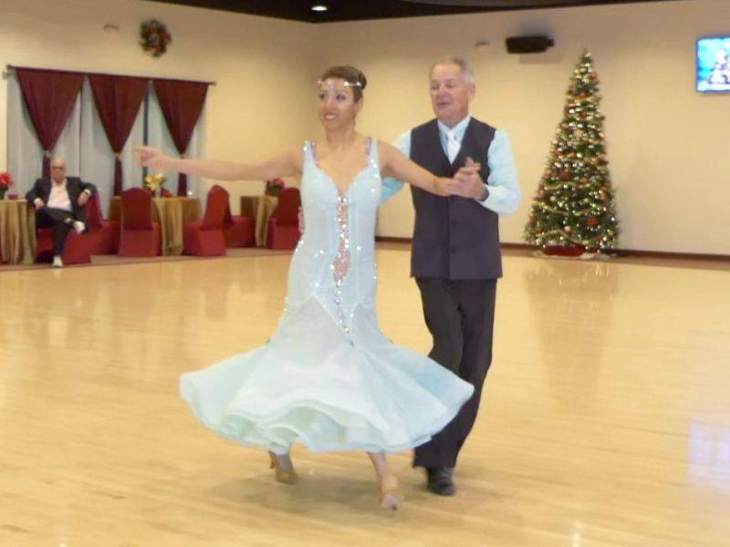 Ballroom dance lessons in Houston - Foxtrot