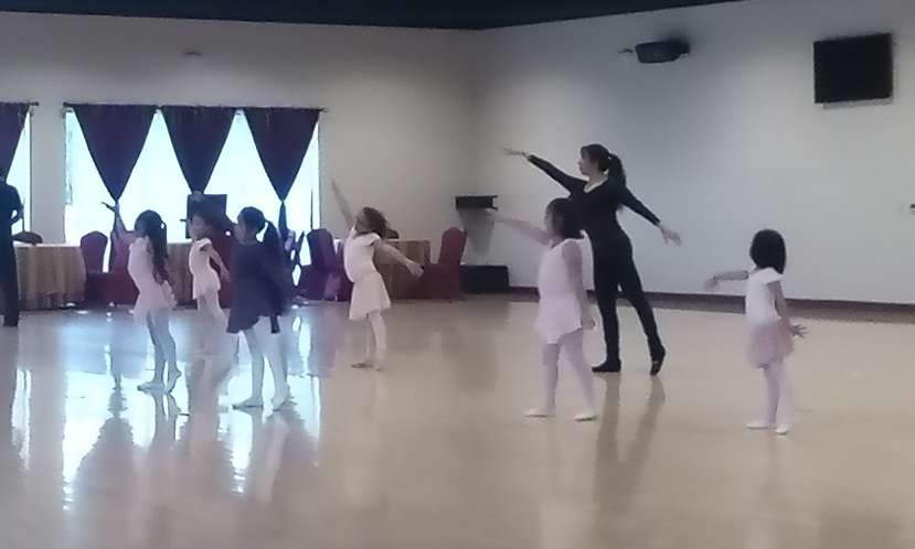 Intermediate Ballet dance class in Houston at DanceSport Club