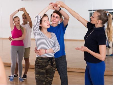 Imagen para la categoría Teen Clases de Baile Grupo